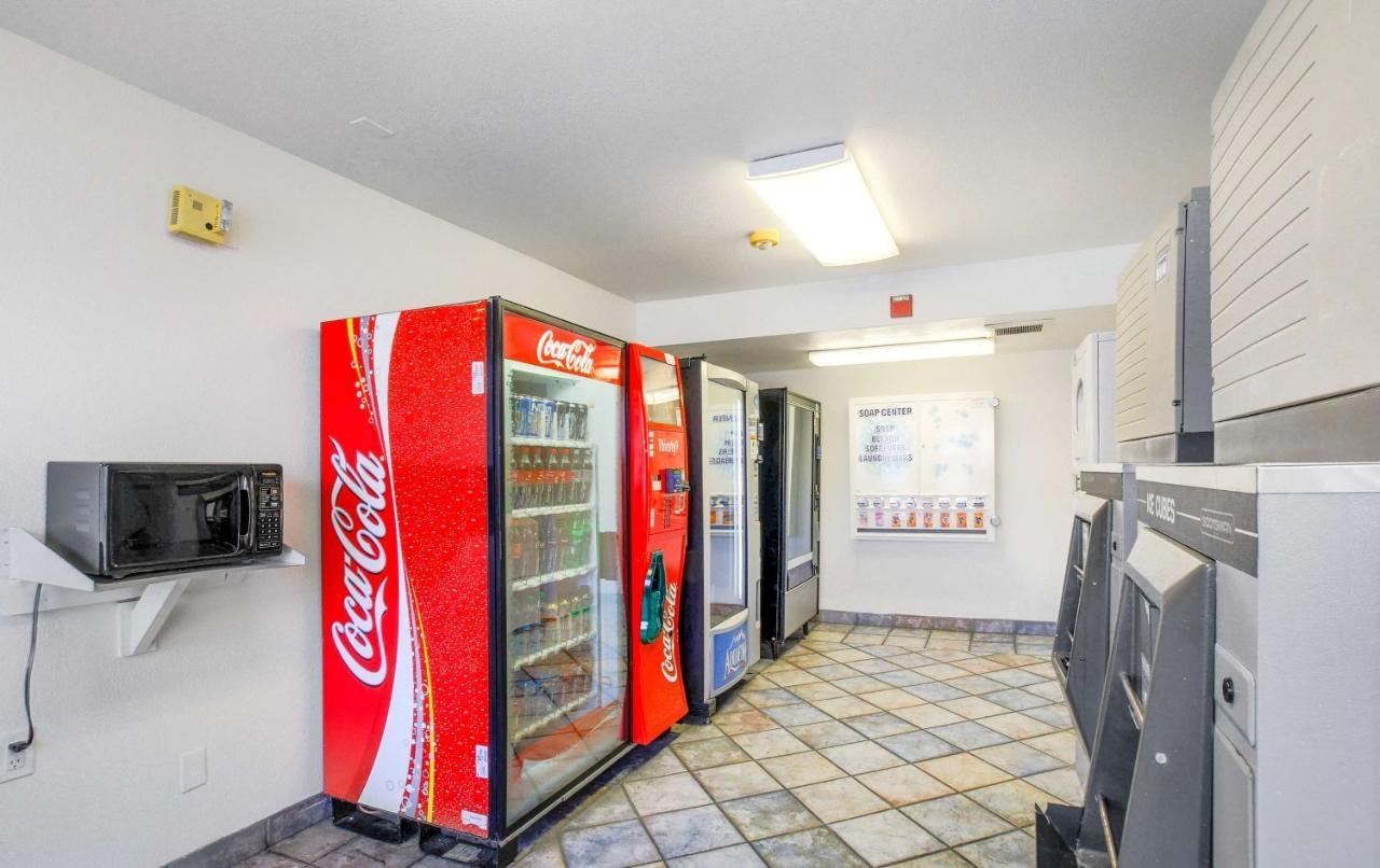 Motel 6-Medford, Or - North エクステリア 写真